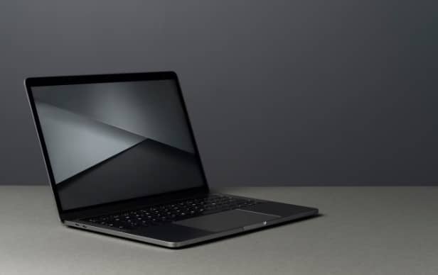 apple laptop price